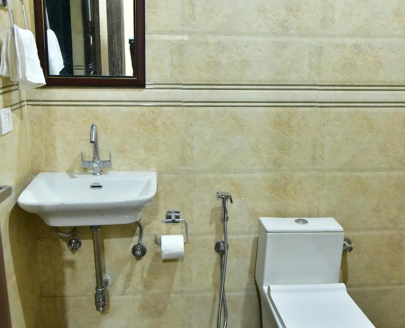 Hotel Wedlock Subhash Chowk Gurgaon 3*,