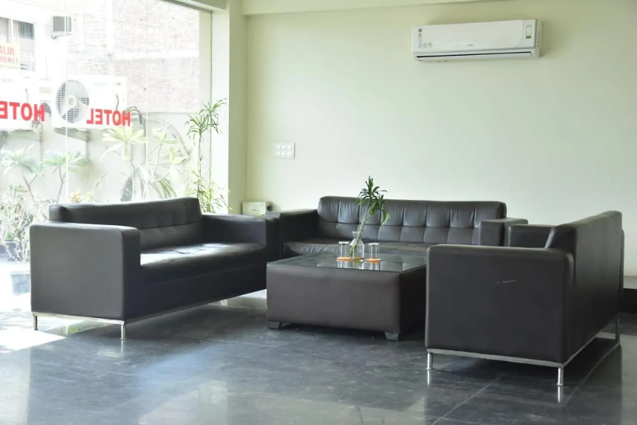 Hotel Wedlock Subhash Chowk Gurgaon