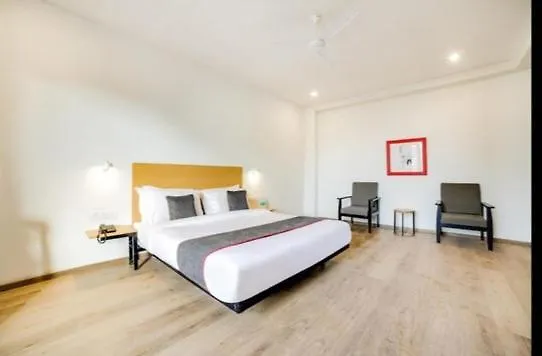 Hotel Wedlock Subhash Chowk غورغاون الهند