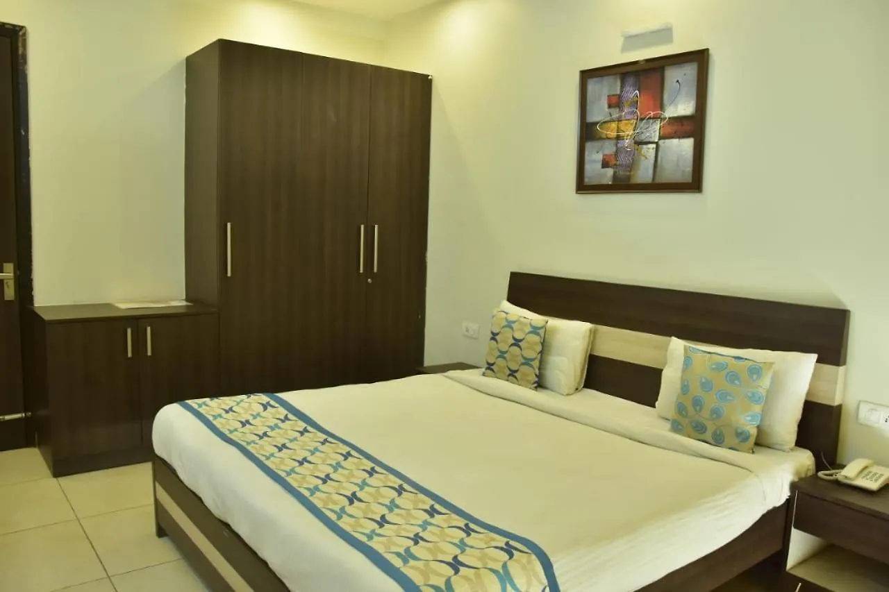 اتصالات Hotel Wedlock Subhash Chowk Gurgaon 