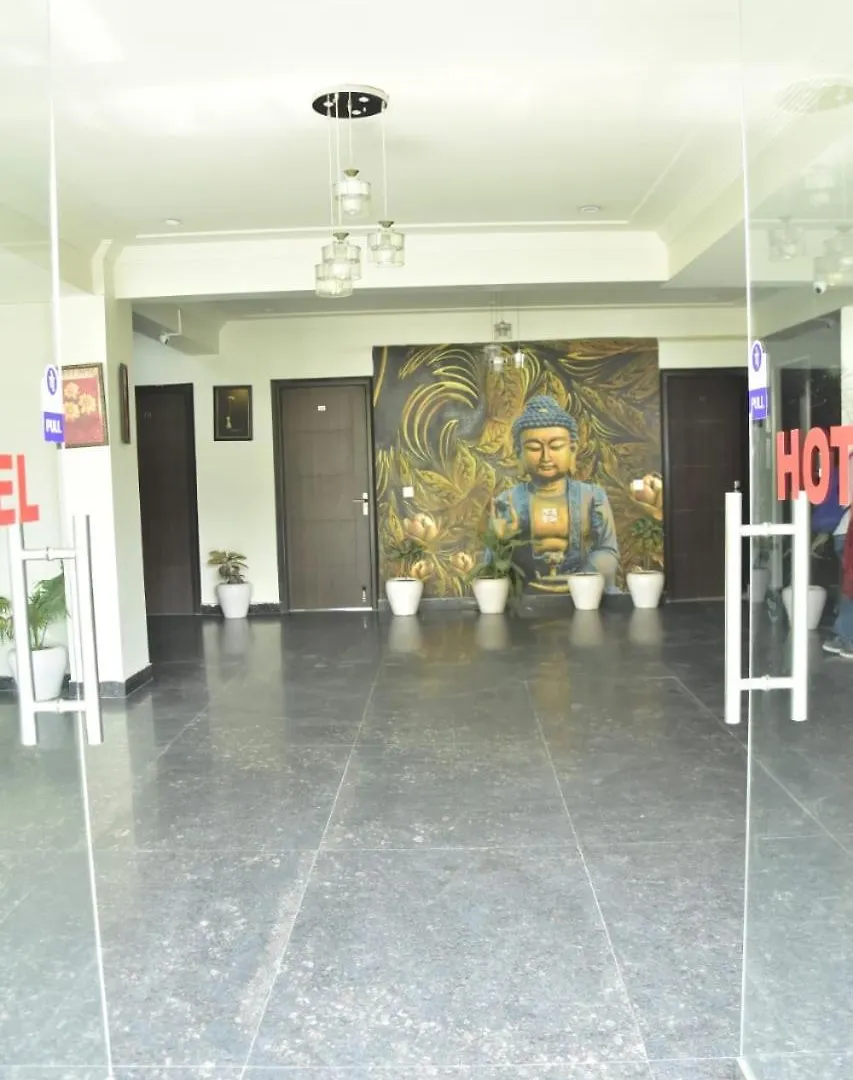 ***  Hotel Wedlock Subhash Chowk غورغاون الهند